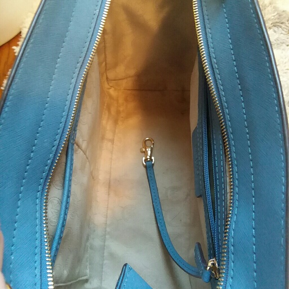 MICHAEL KORS STUDDED SELMA STUD BAG - Picture 6 of 8